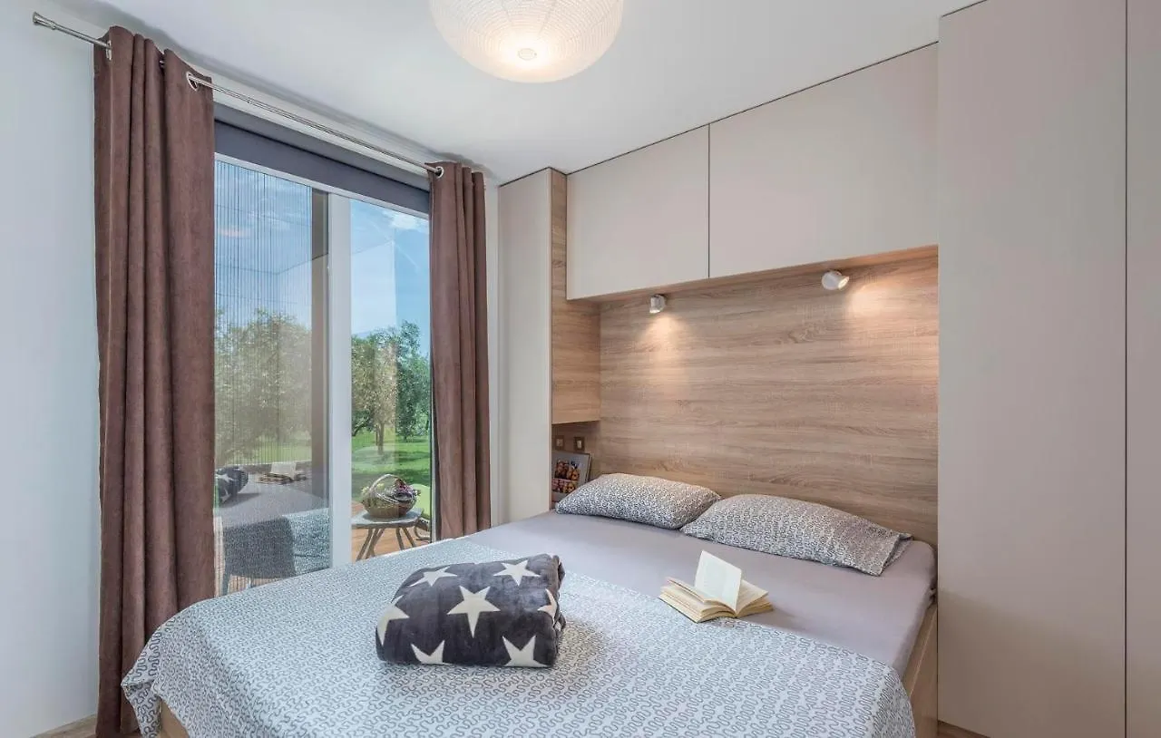 Beach Houses Ive & Beta With Pool & Jacuzzi In A Olive Grove, Pomer - Istria 0*,