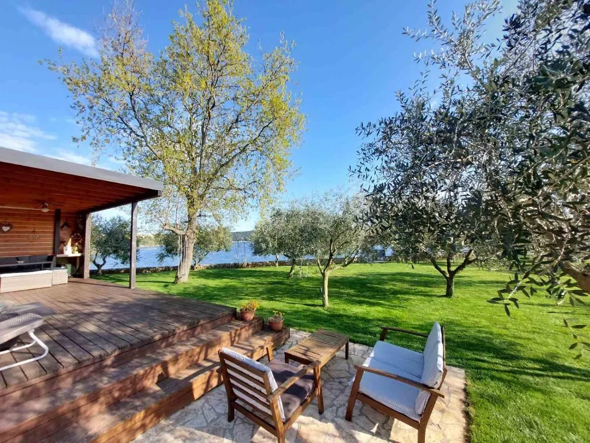 Beach Houses Ive & Beta With Pool & Jacuzzi In A Olive Grove, Pomer - Istria 0*,