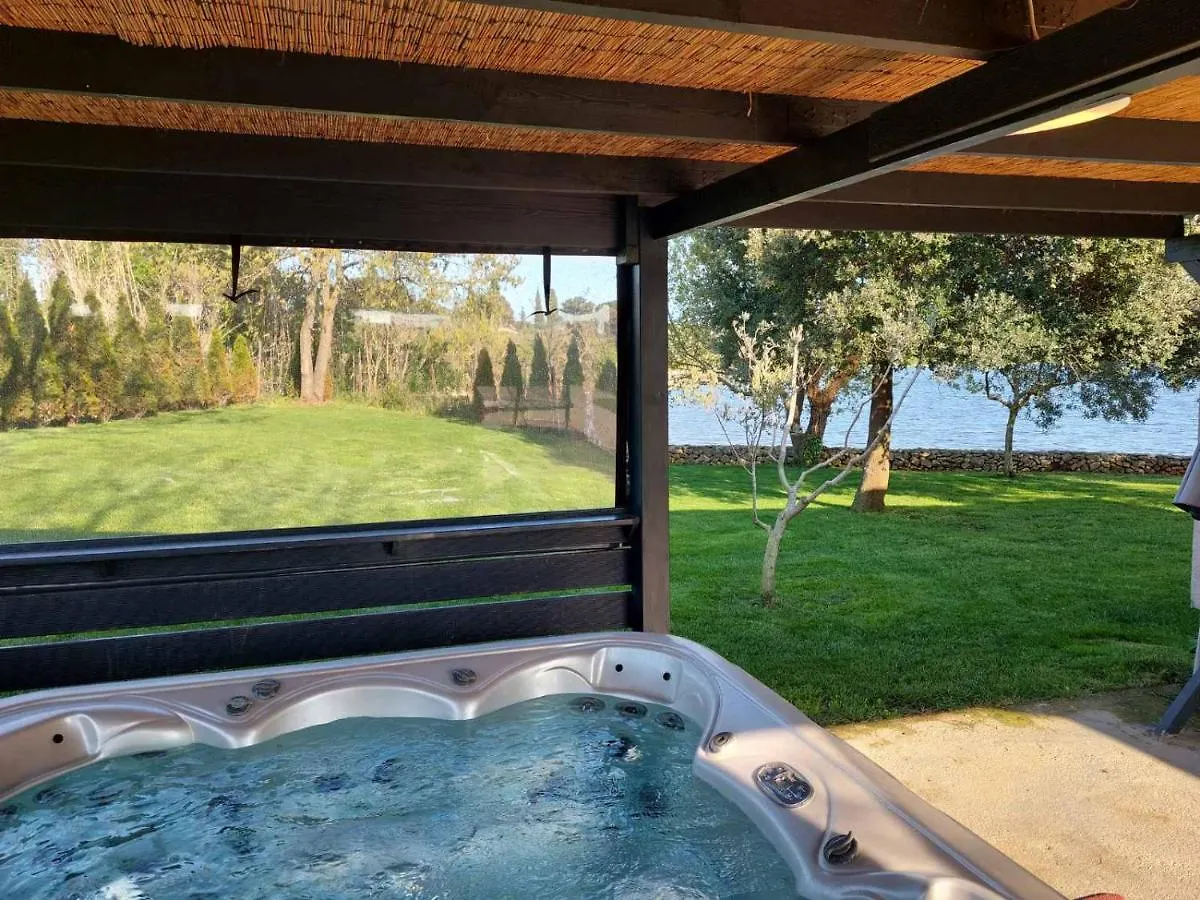 Holiday home Beach Houses Ive & Beta With Pool & Jacuzzi In A Olive Grove, Pomer - Istria Croatia